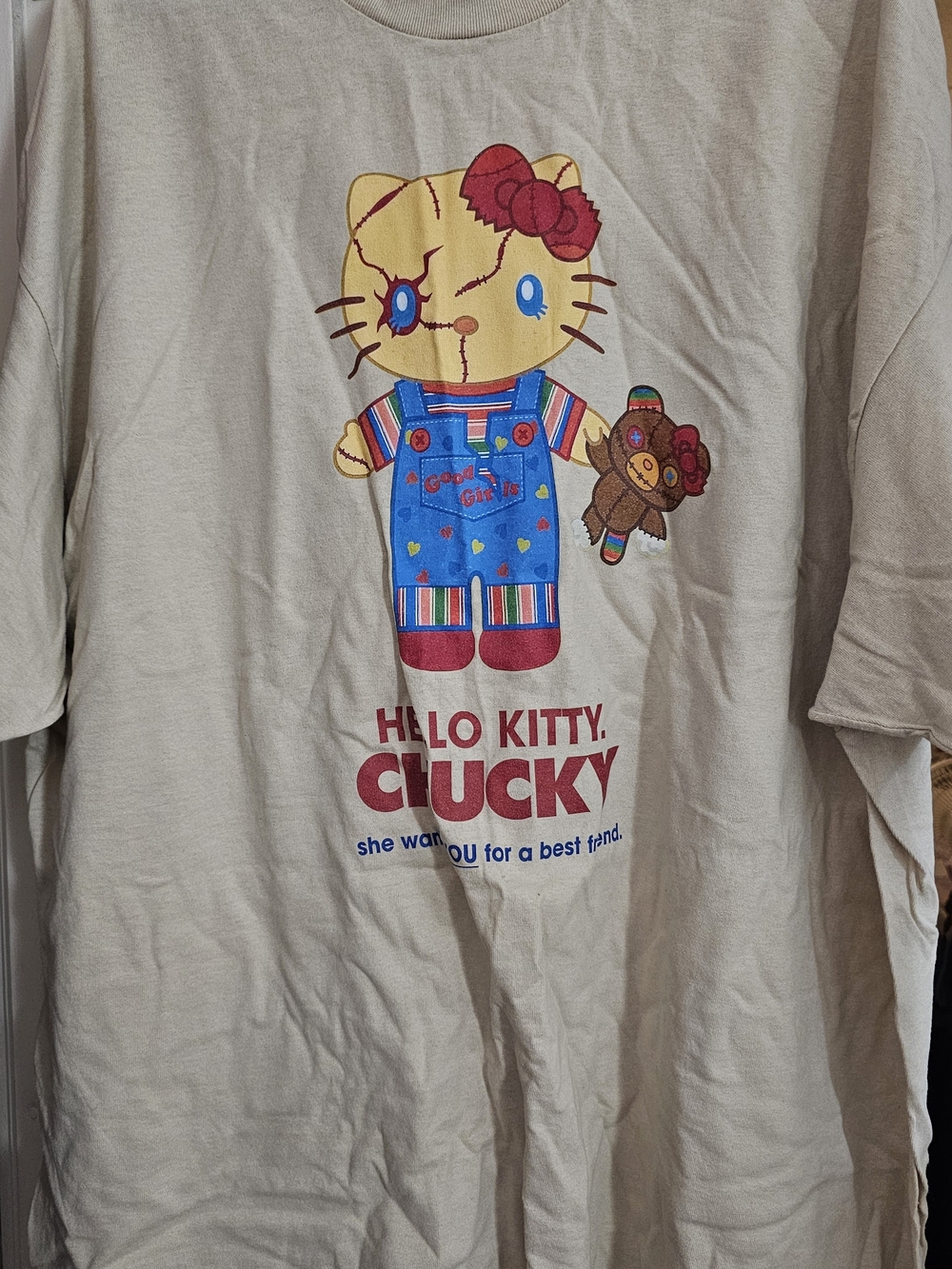 Hello Kitty Chucky T-shirt